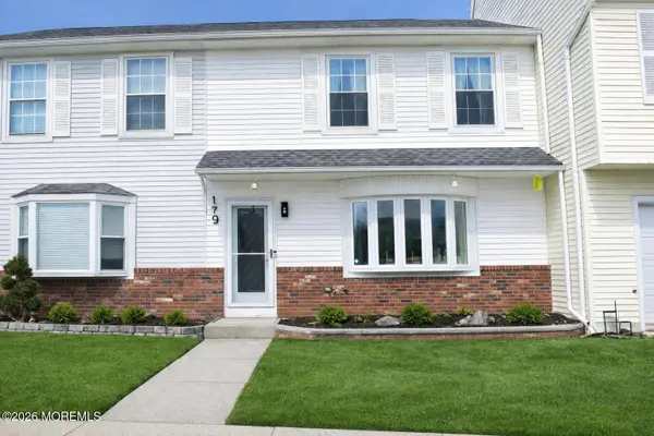 179 Eva Court, Jackson, NJ 08527