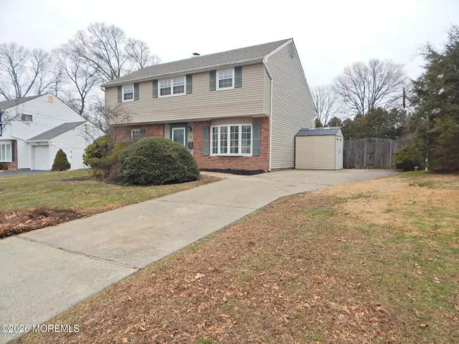 19 Peachtree Road, Oakhurst, NJ 07755 - #3