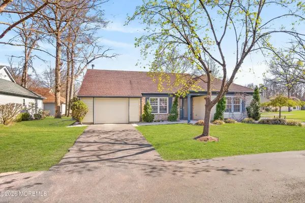 538 Petunia Lane, Whiting, NJ 08759