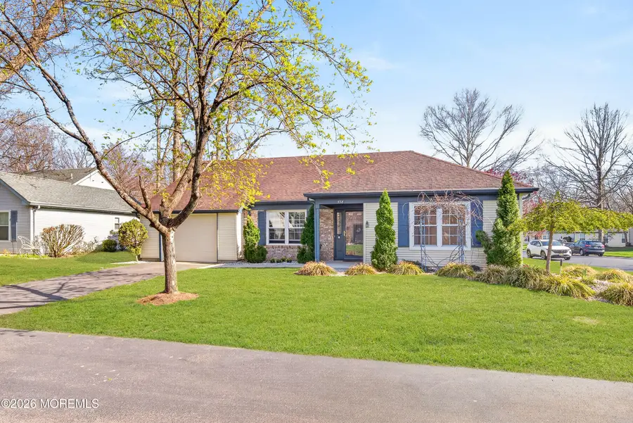 538 Petunia Lane, Whiting, NJ 08759 - #2