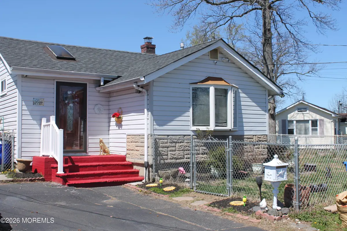 235 Alpine Way, Laurence Harbor, NJ 08879 - #1