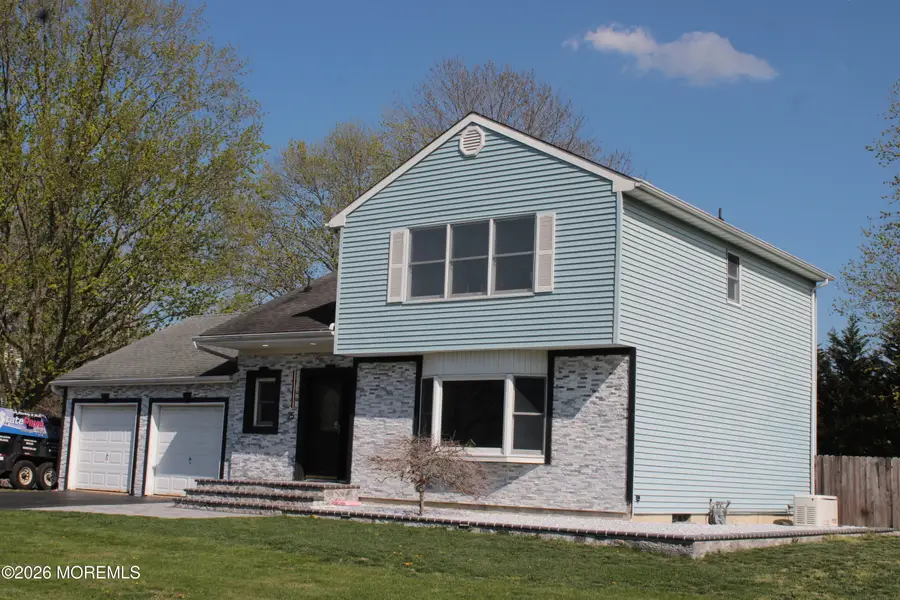 25 Taylors Mills Road, Manalapan, NJ 07726 - #2