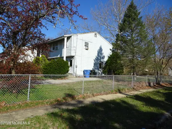 801 Cedar Street, Lakehurst, NJ 08733
