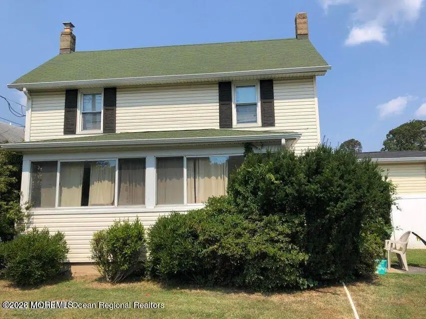 317 Roosevelt Avenue, Oakhurst, NJ 07755 - #1