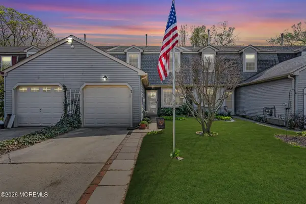 7 River Bank Drive, Roebling, NJ 08554