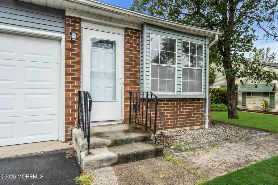 4b Pembroke Lane #52, Whiting, NJ 08759 - #3