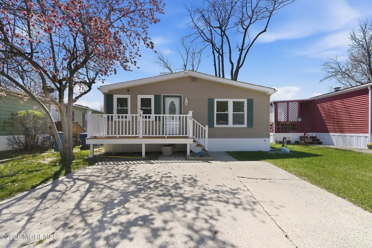 8 Longfellow Road, North Brunswick, NJ 08902 - #1