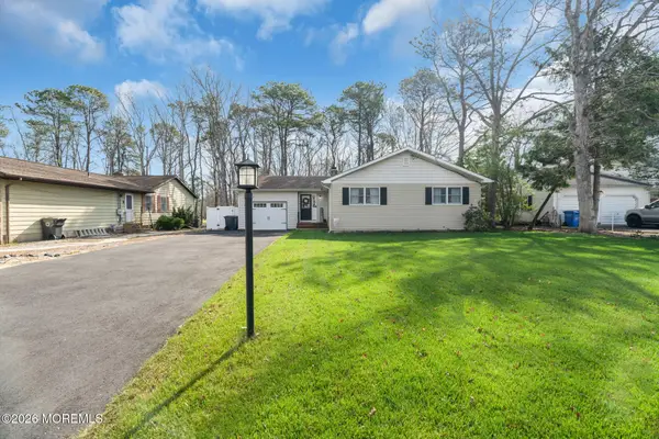 391 Lighthouse Drive, Manahawkin, NJ 08050