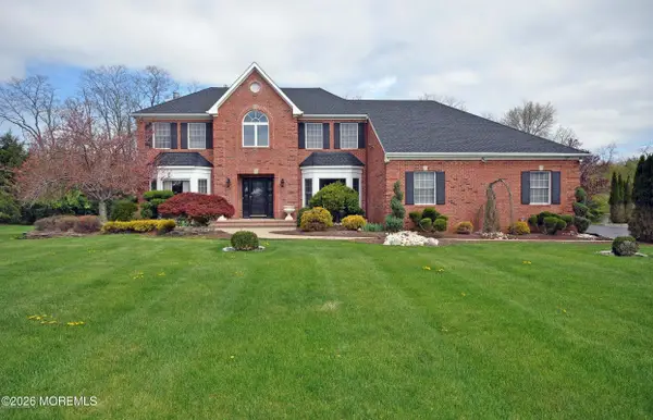 52 Langeveld Drive, Freehold, NJ 07728