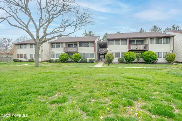 12 Avon Drive #J, East Windsor, NJ 08520