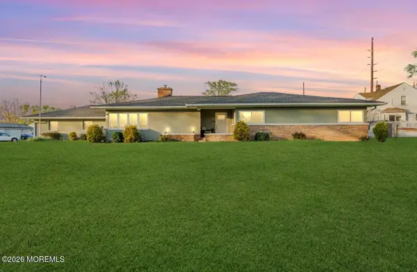 210 Springlawn Avenue, Matawan, NJ 07747