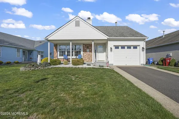 6 Cancun Street, Berkeley, NJ 08721