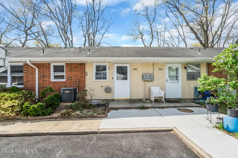 50B Cambridge Court #100b, Lakewood, NJ 08701 - #2