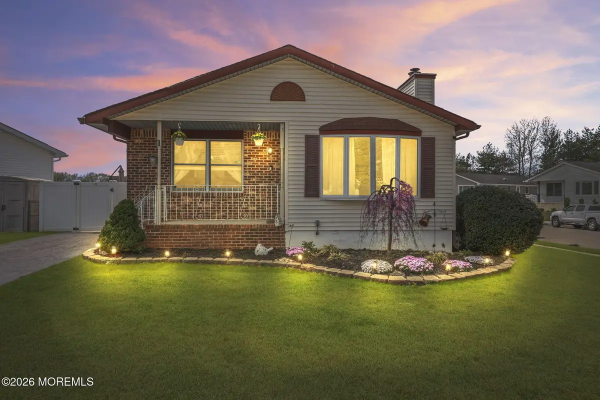 1 Parkview Way, Englishtown, NJ 07726 - #1