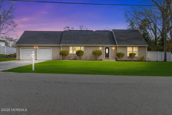 353 Constitution Drive, Forked River, NJ 08731