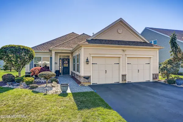 56 Bosworth Boulevard, Farmingdale, NJ 07727