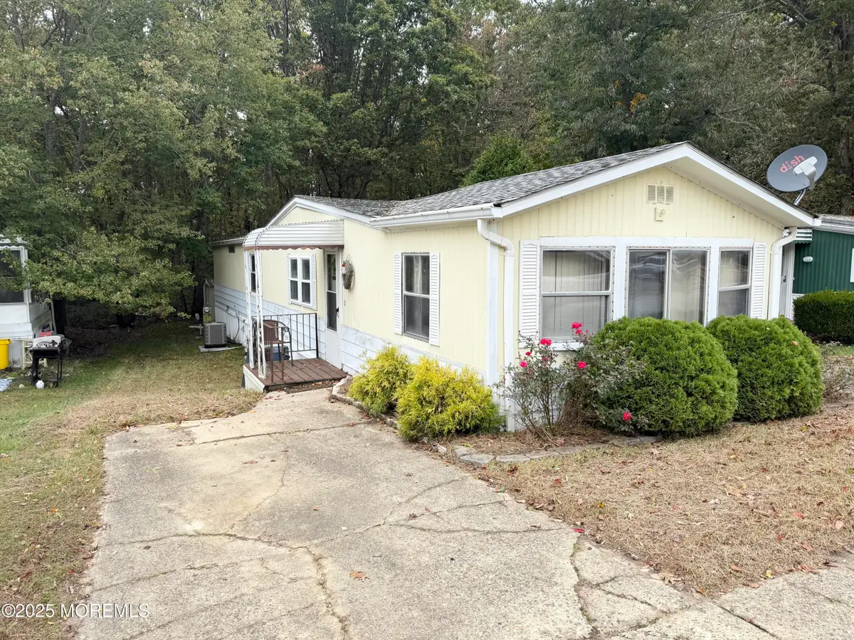 27 Rose Drive, Jackson, NJ 08527 - #1