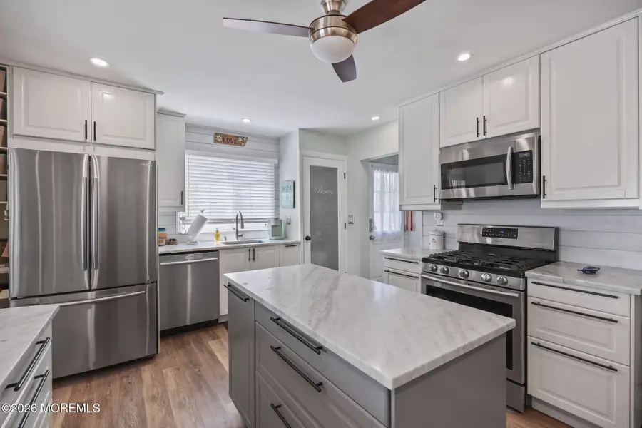 187 Washington Street, Keyport, NJ 07735 - #2