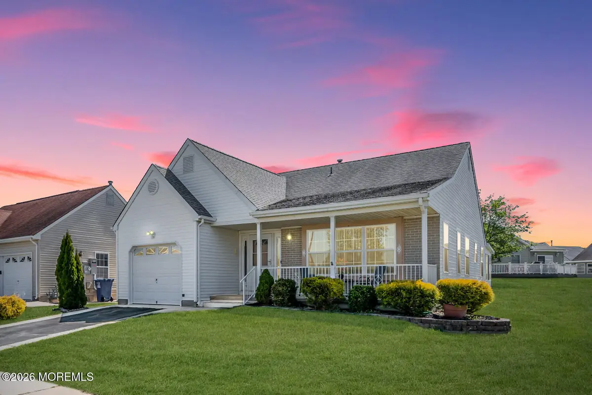 152 Chesterfield Lane, Toms River, NJ 08757 - #1