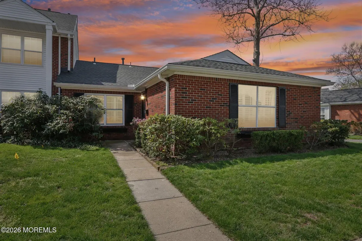 9 Dogwood Court, Spring Lake Heights, NJ 07762 - #1