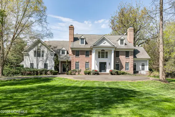 423 Navesink River Road, Middletown, NJ 07748