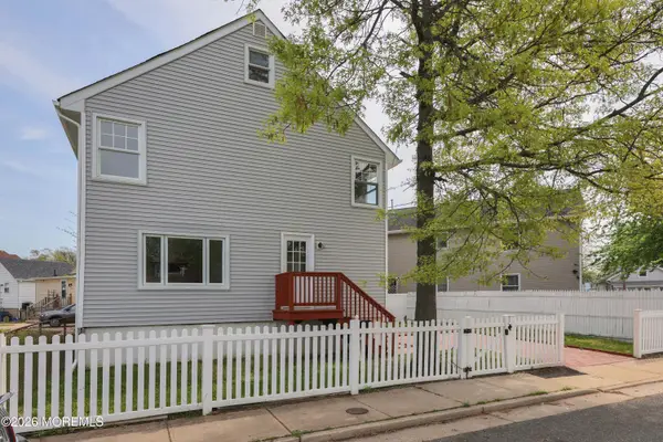 136 Raritan Avenue, Keansburg, NJ 07734