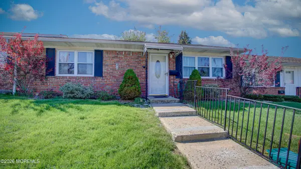 5 Missouri Court #217, Matawan, NJ 07747