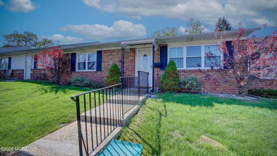 5 Missouri Court #217, Matawan, NJ 07747 - #2