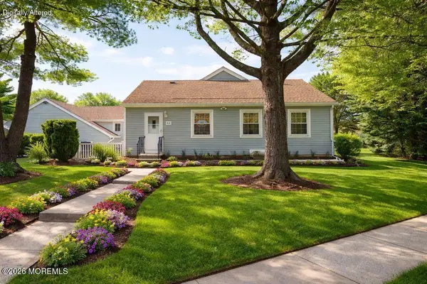 71 Patrick Henry Square #A, Freehold, NJ 07728