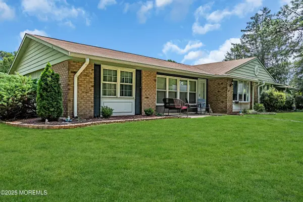 40A Buckingham Drive, Manchester, NJ 08759