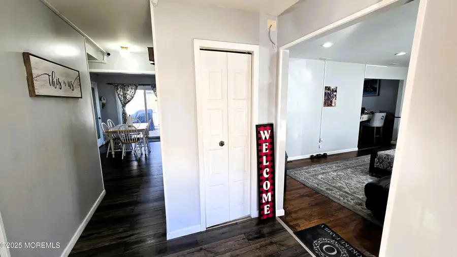 7 Stradford Road, Parlin, NJ 08859 - #3