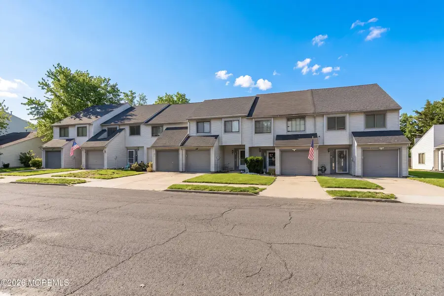 40 Lexington Circle, Matawan, NJ 07747 - #2