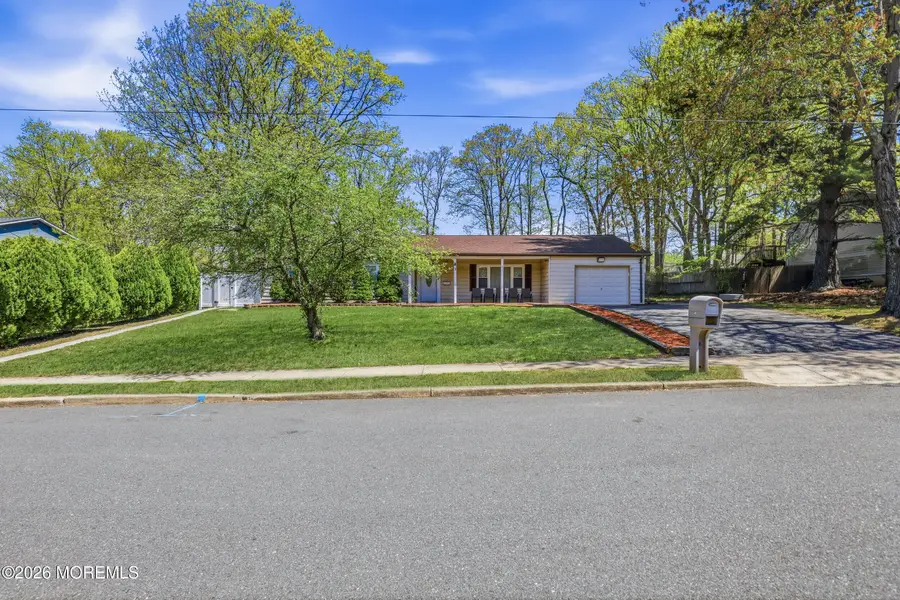 41 Marginal Road, Jackson, NJ 08527 - #2