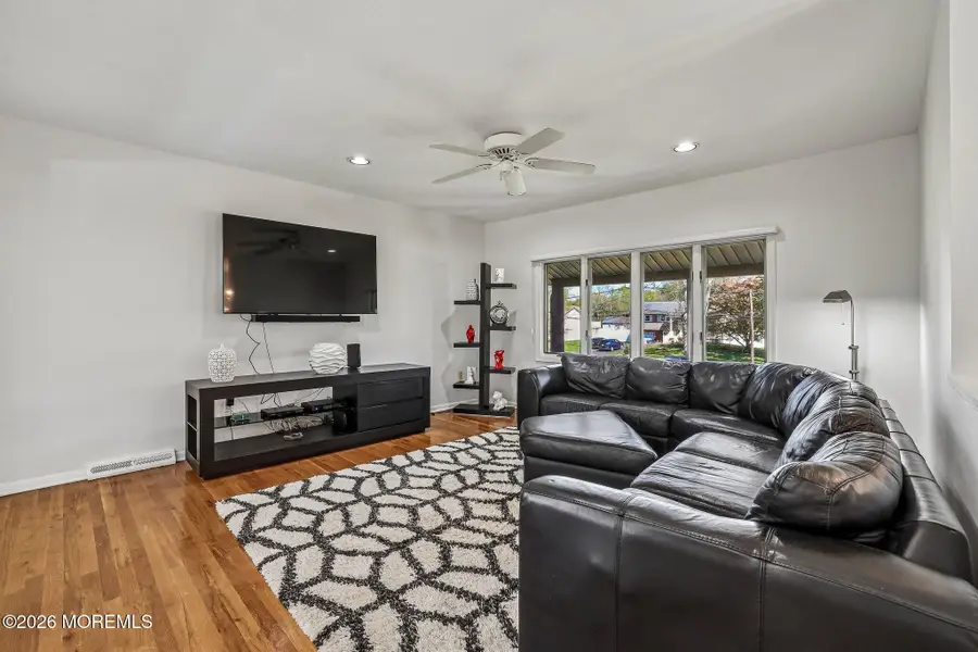 40 Stratford Drive, Manalapan, NJ 07726 - #3