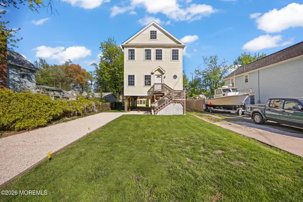 717 Main Street, Belford, NJ 07718