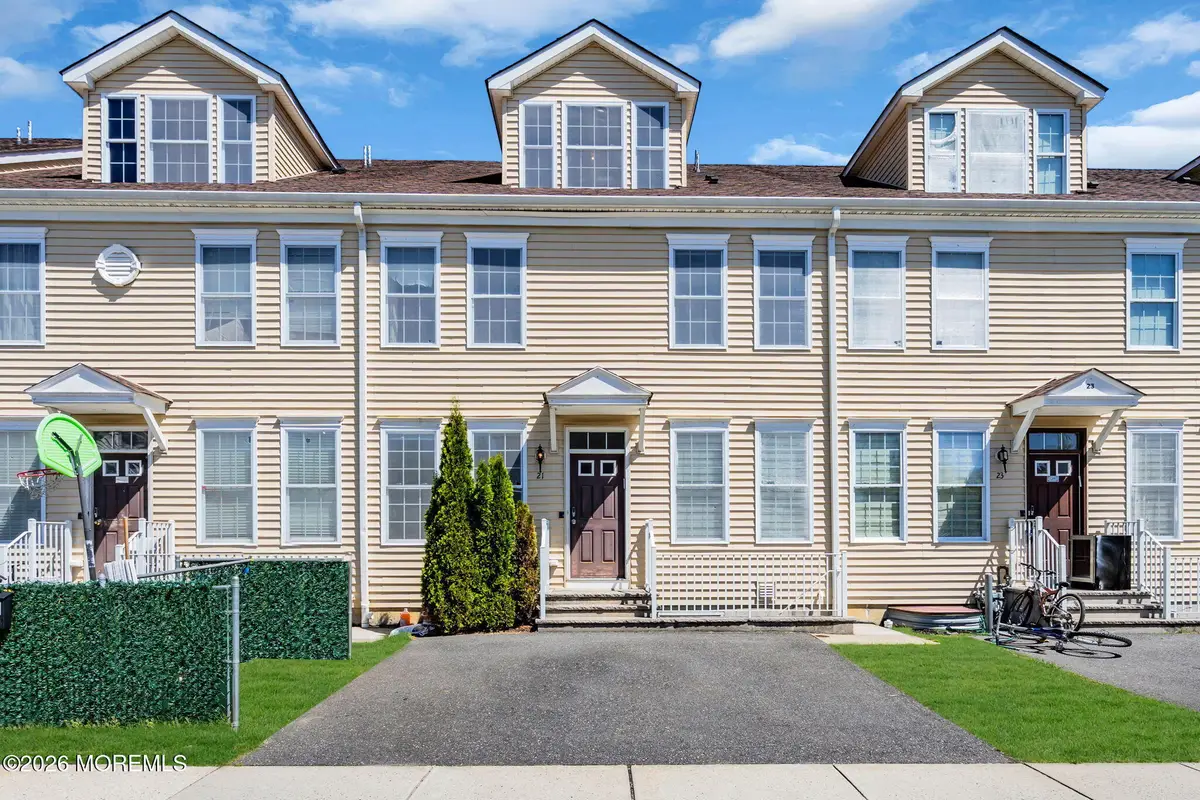 21 Prague Place, Lakewood, NJ 08701 - #1