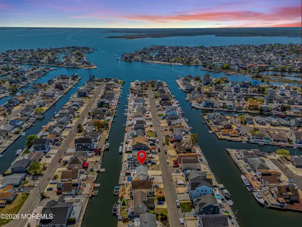 41 Pilot Road, Toms River, NJ 08753