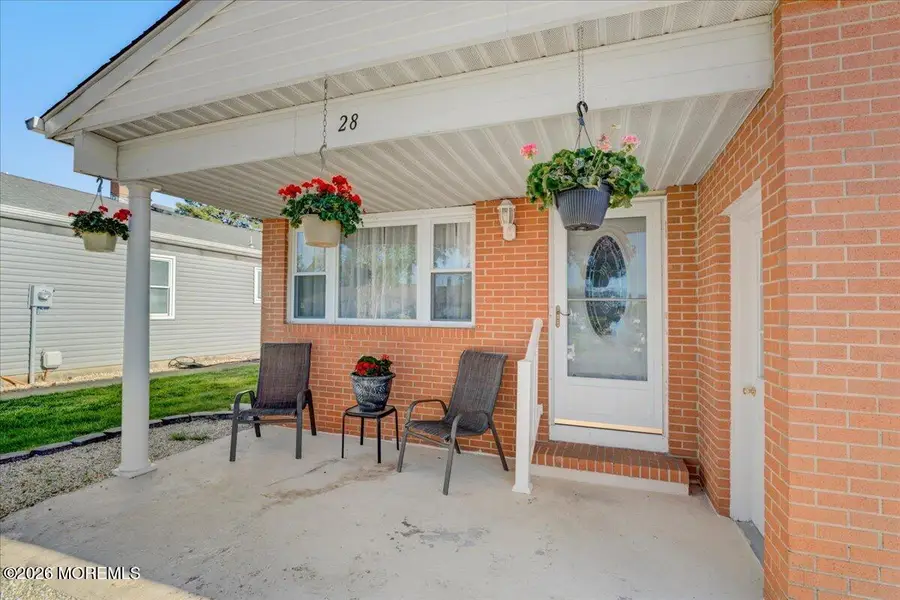 28 Inverell Drive, Toms River, NJ 08757 - #2
