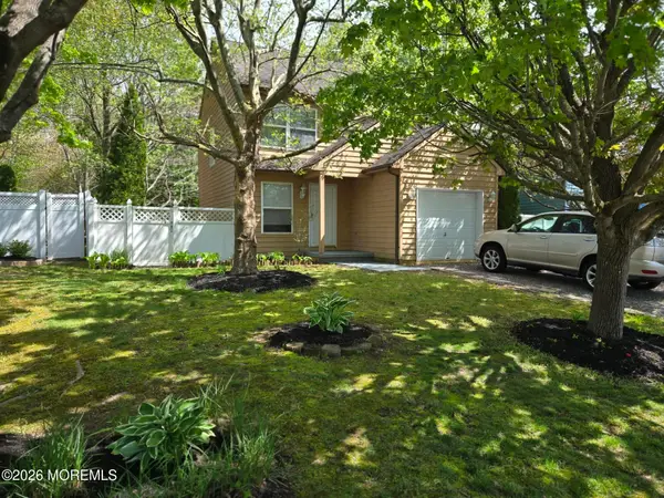 126 Constitution Drive, Egg Harbor Twp, NJ 08234
