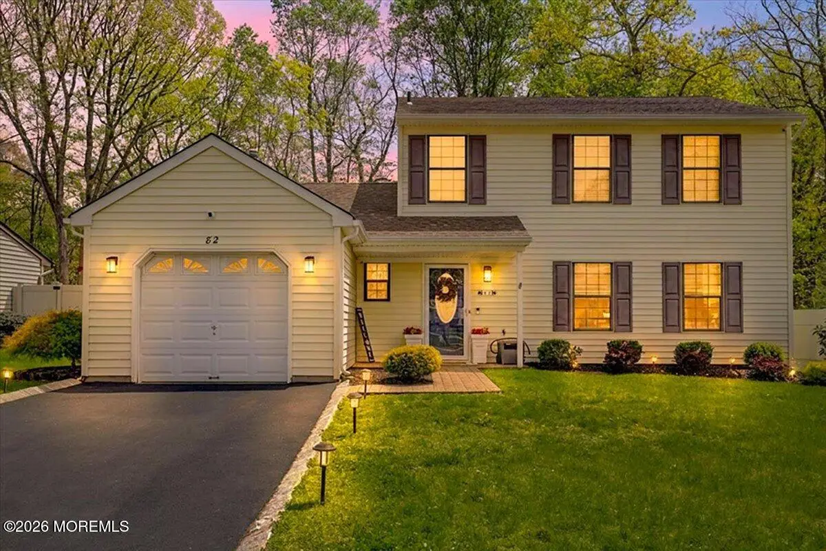 82 Mariners Cove, Freehold, NJ 07728 - #1