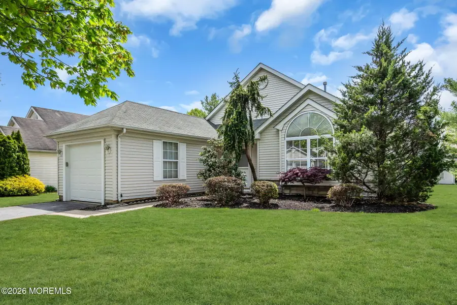 8 Skyline Drive, Lakewood, NJ 08701 - #2