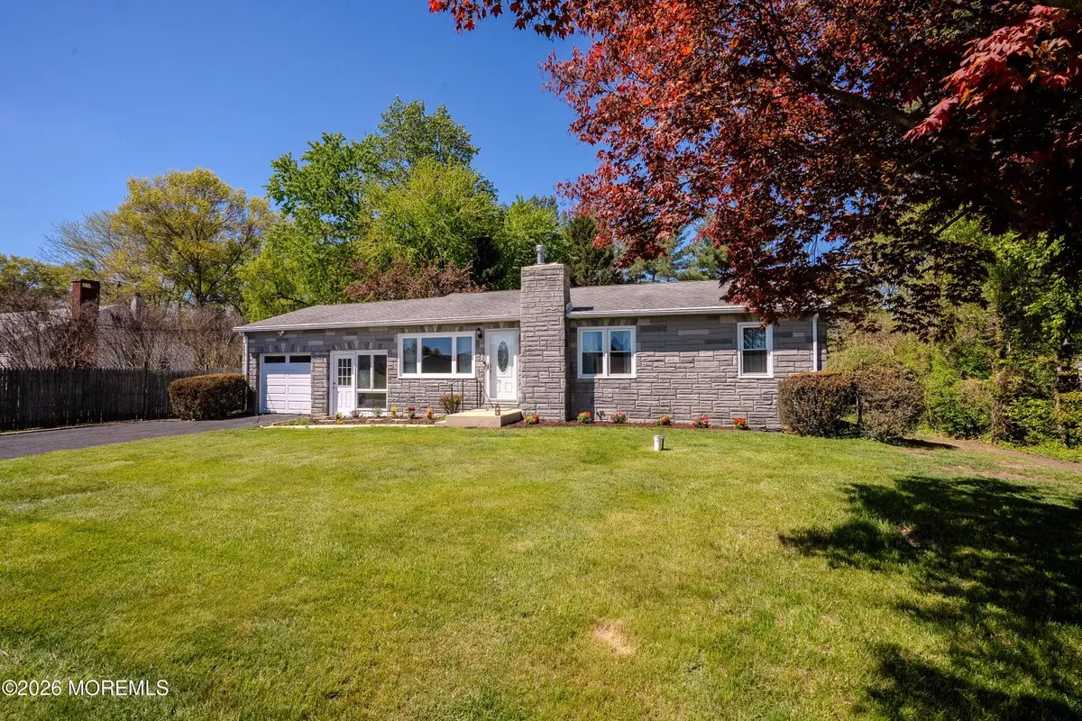 172 Ellisdale Road, Allentown, NJ 08501 - #1