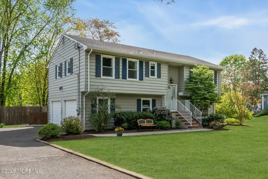 46 Balloch Place, Red Bank, NJ 07701 - #2