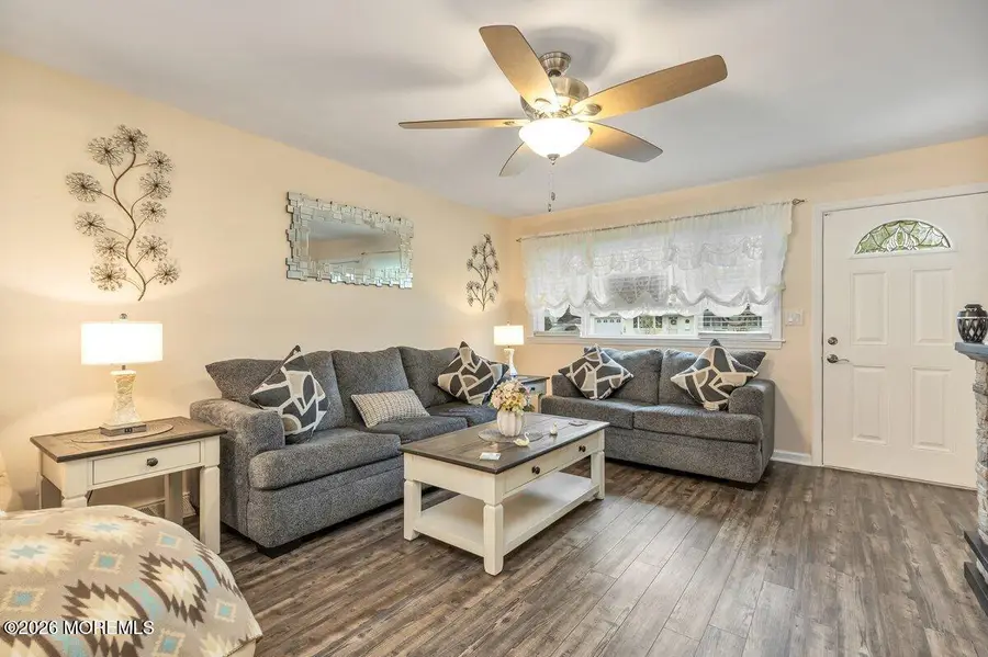 13 Roland Place, Hazlet, NJ 07730 - #2
