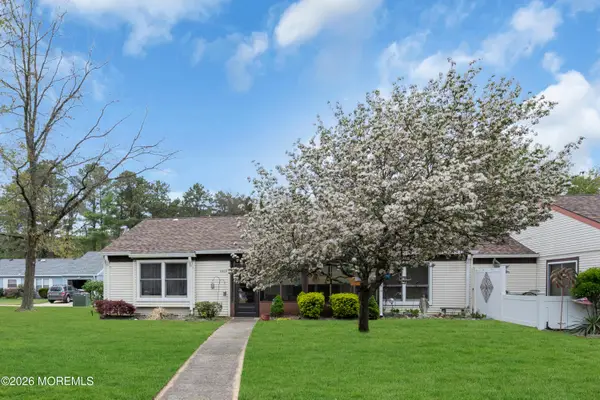684A Friar Court, Manchester, NJ 08759