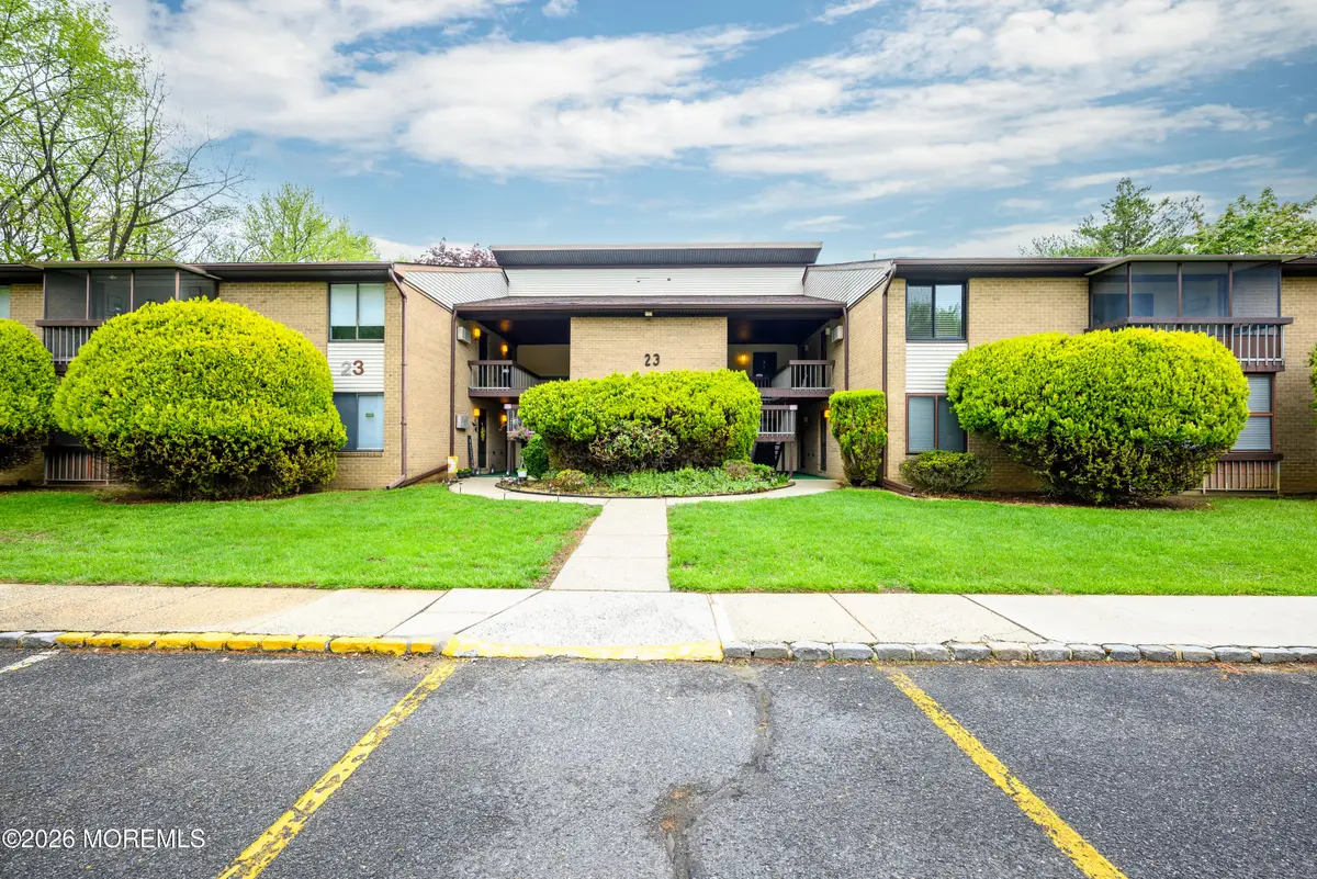23 Meadow Green Circle #K, Manalapan, NJ 07726 - #1