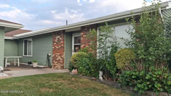 332 Quinton Drive #332C, Monroe, NJ 08831