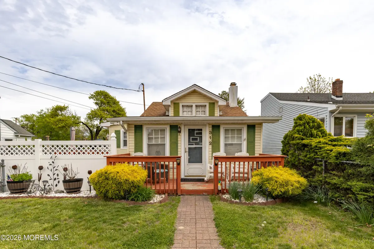 312 Elmwood Drive, Keyport, NJ 07735 - #1