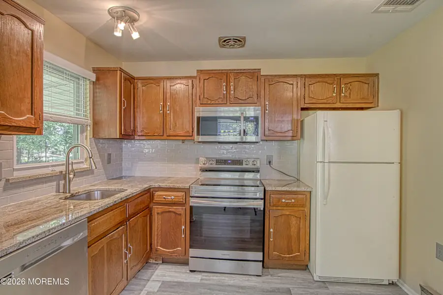 16 Hudson Parkway, Whiting, NJ 08759 - #2