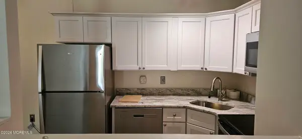 105 D Constitution Boulevard, Whiting, NJ 08759